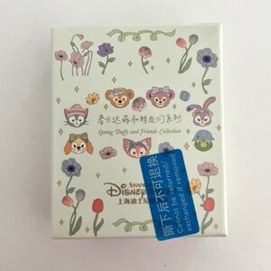 SEALED Shanghai Disneyland Duffy & Friends Mystery Pin Box